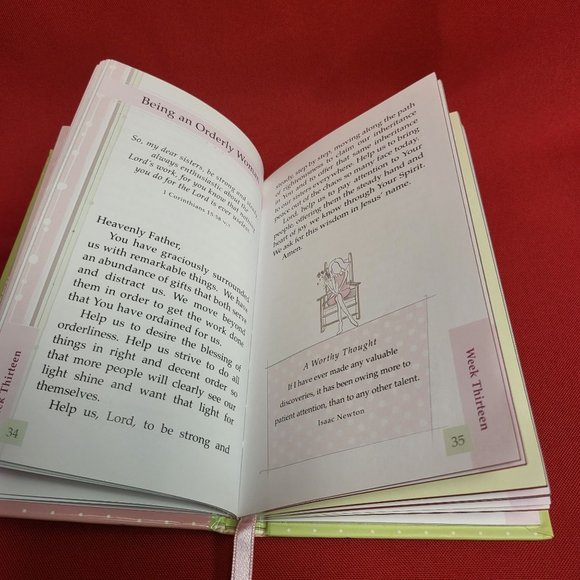 Becoming A Woman of Worth Prayer Book by Karen Moore 2007 - Picture 10 of 14